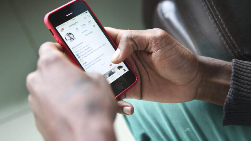 Article : Médias : des blogueurs sensibilisent sur une utilisation responsable des médias sociaux